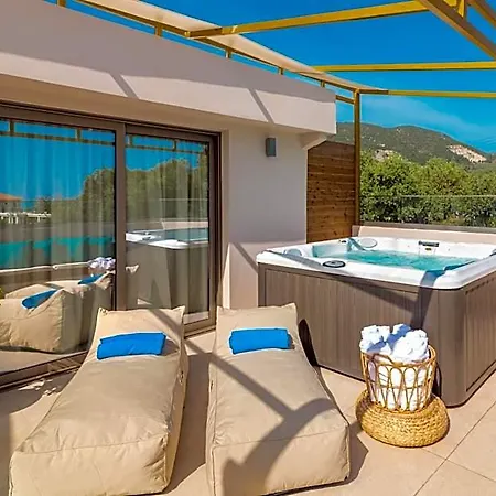 Hotel Aphrodite & - 140m From The Beach, By Zantewize